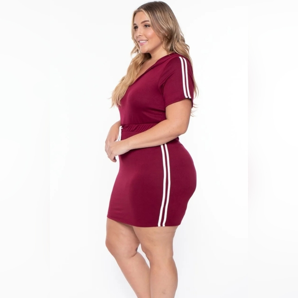 NEW NWOT CurvySense Sporty Varsity Stripe Hoodie Dress Burgundy Size 4XL - Picture 3 of 7